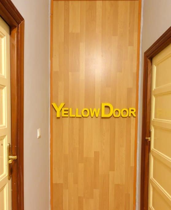 Yellow Door 2 Ponferrada Esterno foto